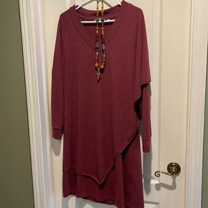 Pretty, flattering and comfy!